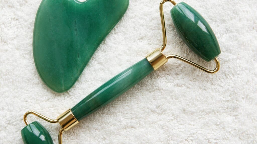 Crystal Face Roller