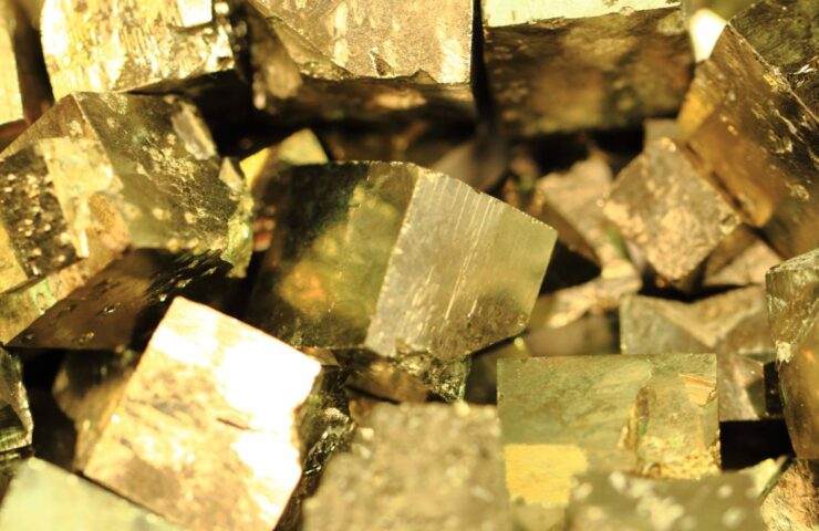 raw crystal stone benefits