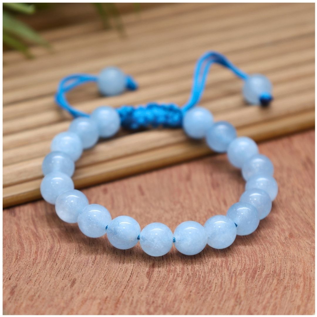 Aquamarine Thread Crystal Bracelet(Balance & inner peace)