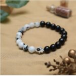 Yin Yang with Hamsa Hand Crystal Bracelet-8mm(Promotes Balance & Harmony)